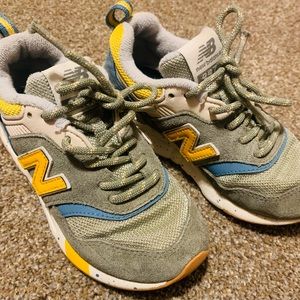 New Balance 997 Kid’s size 12 unisex worn once